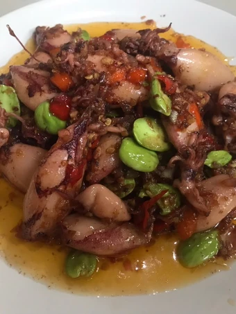 Easy Steps Prepare Recipes Cumi sambal petai the  Makes Drooling Perfect.