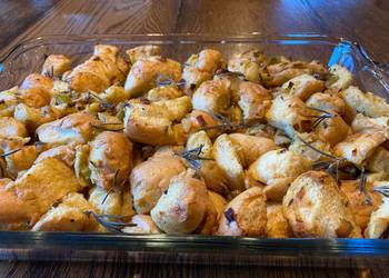 Fresh, Serving Recipe Classic Stuffing for Thanksgiving Very Delicious Fresh, Serving Recipe Classic Stuffing for Thanksgiving Very Delicious