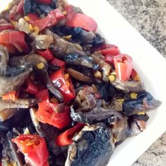 Devil Mushrooms (very spicy) A picture of Devil Mushrooms (very spicy).