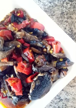 A picture of Devil Mushrooms (very spicy).