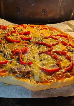 Una foto de Pizza casera 🍕🍕