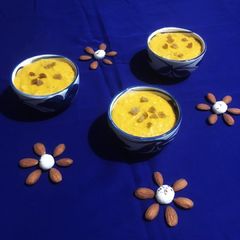 A picture of Mango Makhana Kheer.