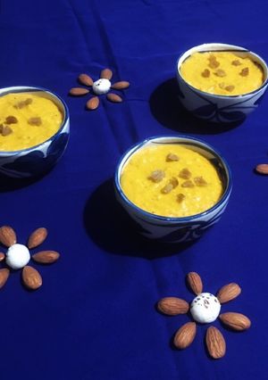 A picture of Mango Makhana Kheer.