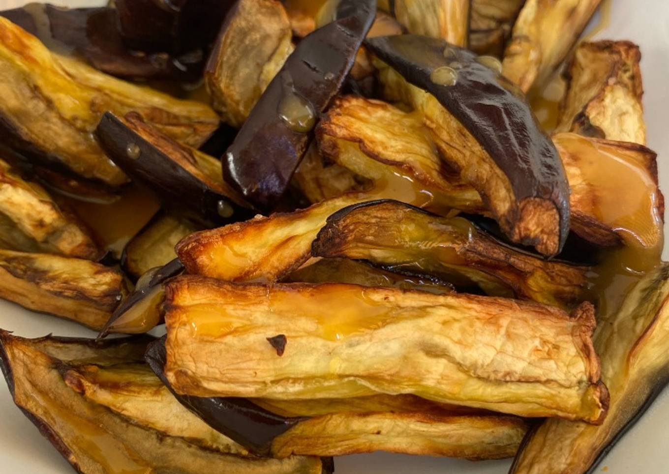 Berenjenas fritas a la miel en freidora de aire Ninja