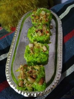 लौकी बर्फी (lauki Barfi recipe in hindi) रेसिपी मुख्य फोटो