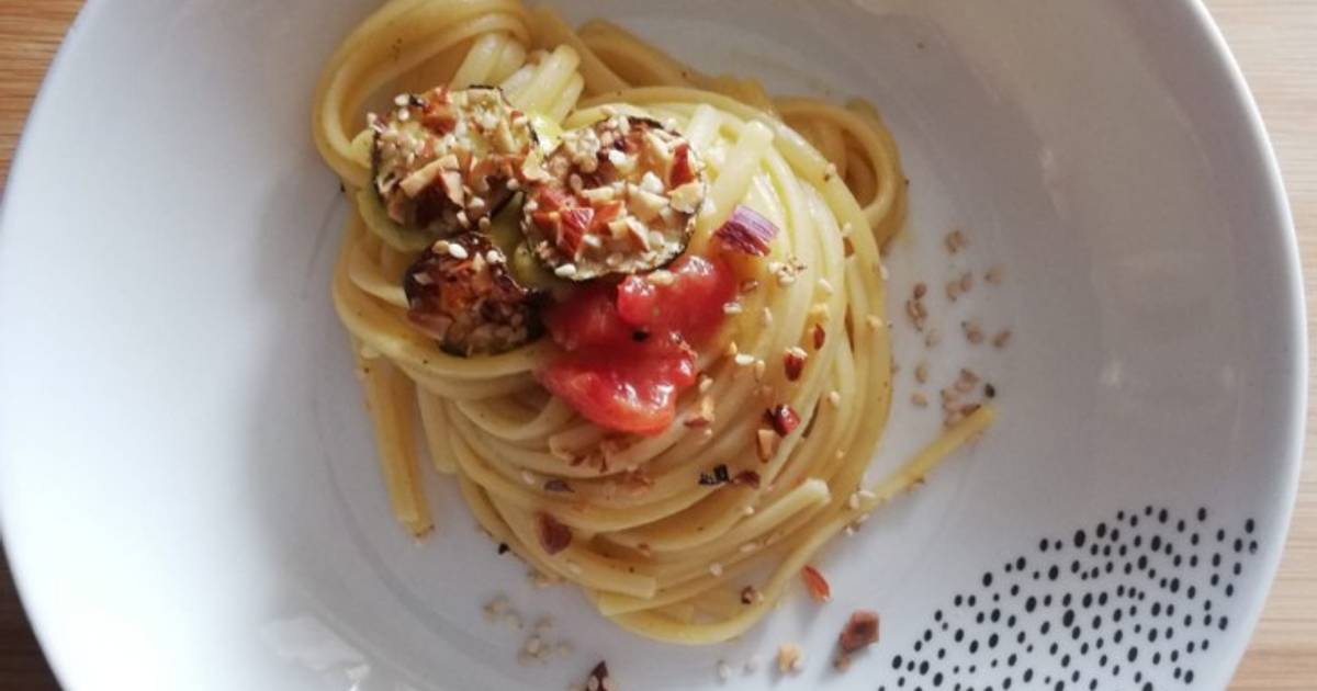 Ricetta #485 Linguine con crema di zucca e crumble di zucchine ...