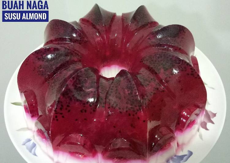 Resep Puding Buah Naga Kombinasi Puding Susu Almond oleh ...