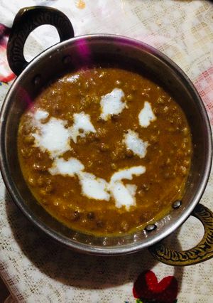 દાલ મખની (Dal makhni recipe in gujarati) રેસીપી મુખ્ય ફોટો