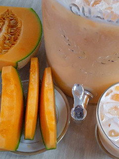Una foto de Agua Fresca de Melón