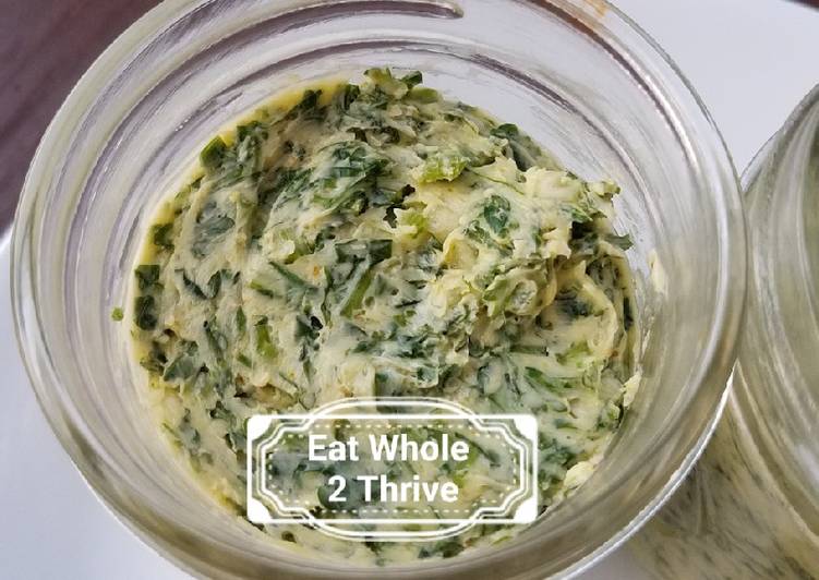 Steps to Prepare Ultimate Herbal Garlic Butter 欧芹蒜香黄油