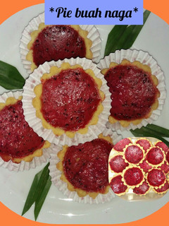 Foto resep *Pie buah naga*