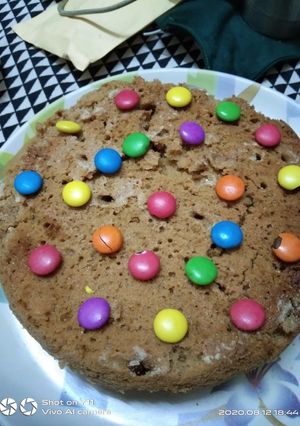 A picture of Parle G biscuit cake.