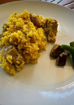 Una foto de Arroz con foie, secreto y verduras