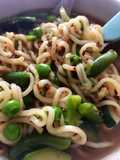 Sopa de fideos fusión japonesa