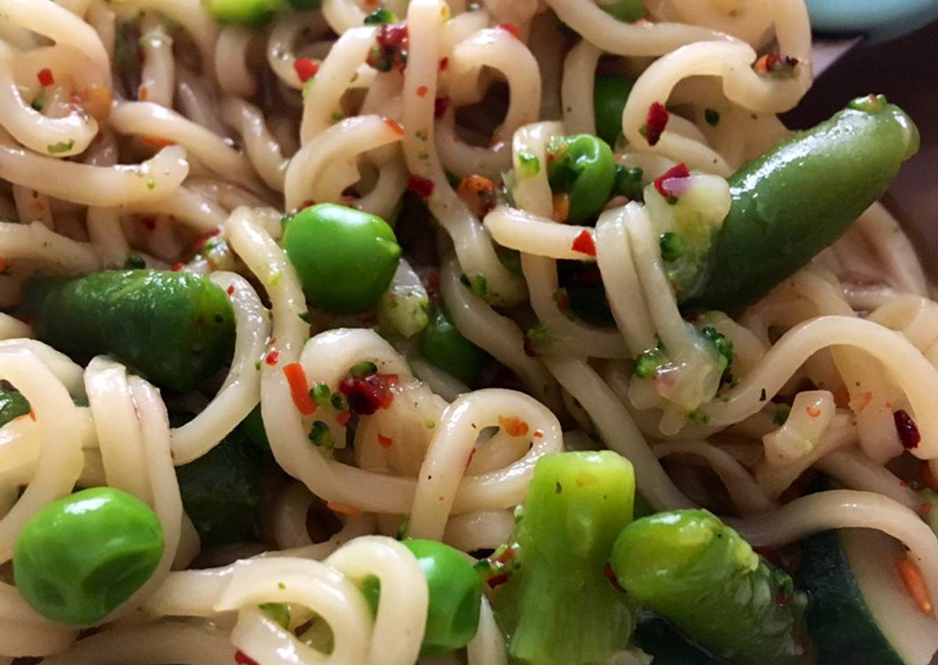 Sopa de fideos fusión japonesa