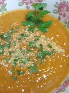 Una foto de Sopa crema de calabaza (vegana)