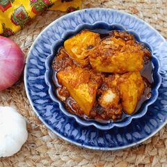 A picture of Kathal ka Achar (Punjabi Jackfruit Pickle).