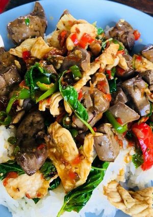 รูปของ ผัดกระเพราตับไก่#ทำขายรวย