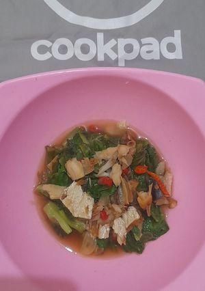 Foto resep Tumis selada ikan asin