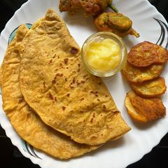 A picture of Maharashtra Special Puran Poli.