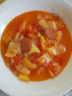 Lecsó lángolt kolbásszal recept fotója