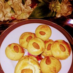 A picture of Nan khatai.