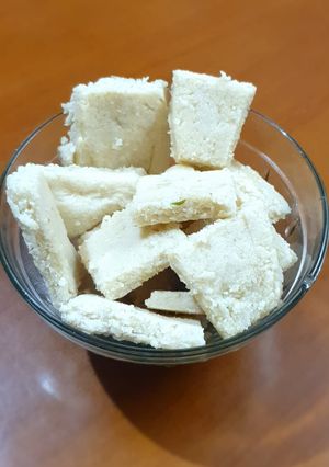 A picture of Peanut kajukatli.