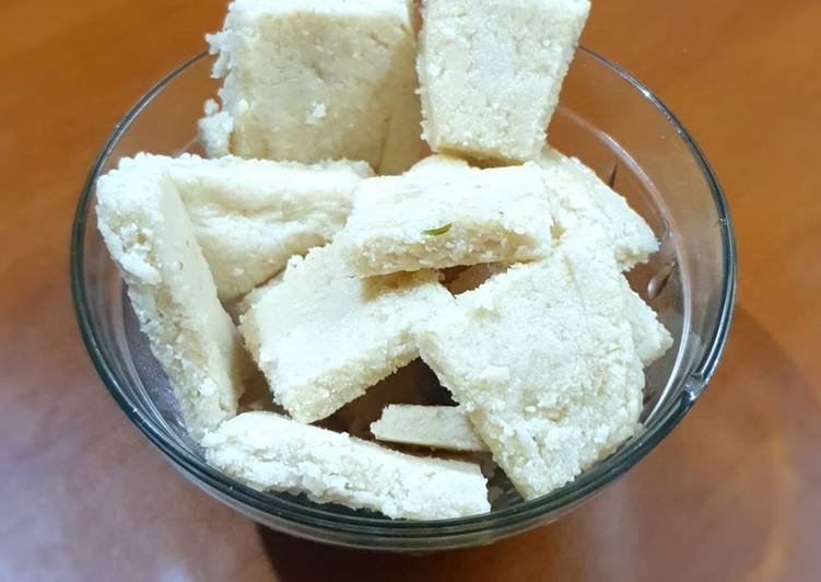 How to Prepare Award-winning Peanut kajukatli