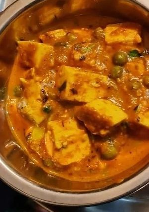 मटर पनीर की सब्जी (Matar paneer ki sabzi recipe in hindi) रेसिपी मुख्य फोटो