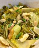 Dưa Cải Chua Xào Tóp Mỡ