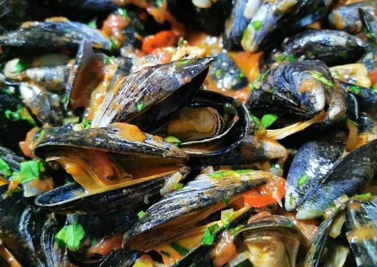 "Angry Mussels"