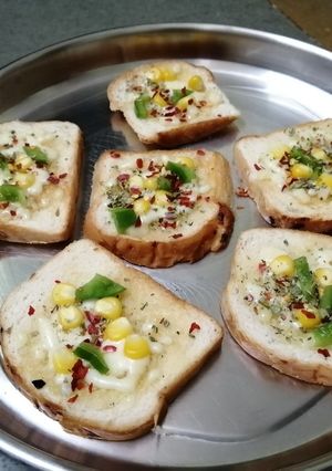 A picture of Garlic bread.