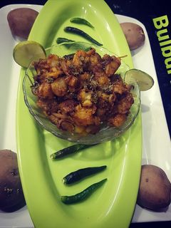 आलू प्याज़ की सूखी सब्जी (Aloo pyaz ki sukhi sabzi recipe in hindi) रेसिपी मुख्य फोटो
