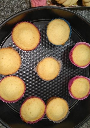 A picture of Orange cup cakes.