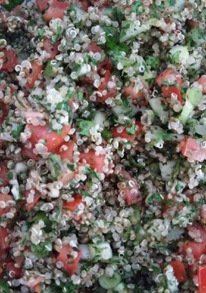 A picture of Tabbouleh with white quinoa seed.