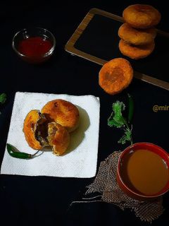 পেঁয়াজ কচুরি/ পেঁয়াজ কাবাব (peyaj kochuri / peyaj kebab recipe in Bengali রেসিপির প্রধান ছবি
