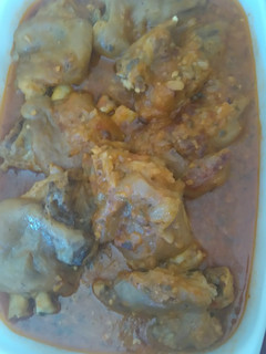 Una foto de Peus porc con olla GM