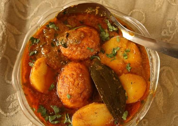 Steps to Make Award-winning Egg potato curry(dhaba style)