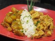Una foto de pechuga pollo al curry