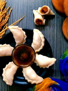 ভাপা পুলি পিঠে (bhapa puli pithe recipe in Bengali) রেসিপির প্রধান ছবি