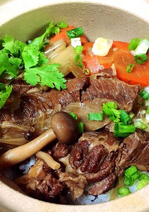 รูปของ ข้าวราดเนื้อตุ๋น