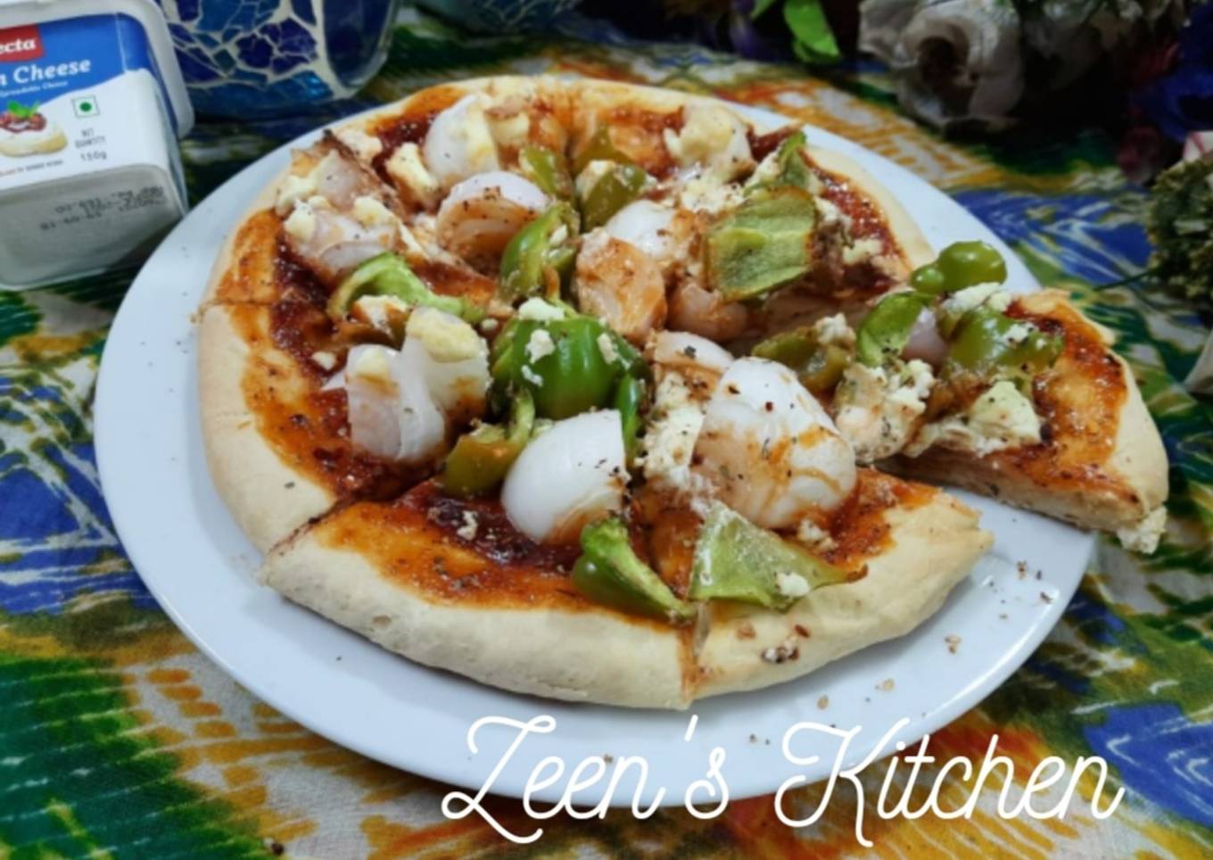 Cream Cheese and Veg Pizza