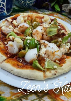 A picture of Cream Cheese and Veg Pizza.