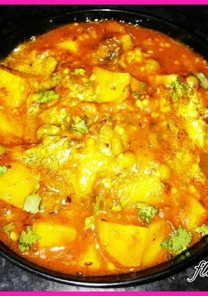 A picture of Alu began mutter ki sabji.