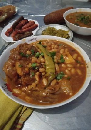 صورة لوصفة لوبيا بالكرعين الله الله عليها وعلى البنة 😍😍