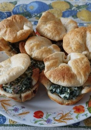 Foto di Pentoline di pasta sfoglia