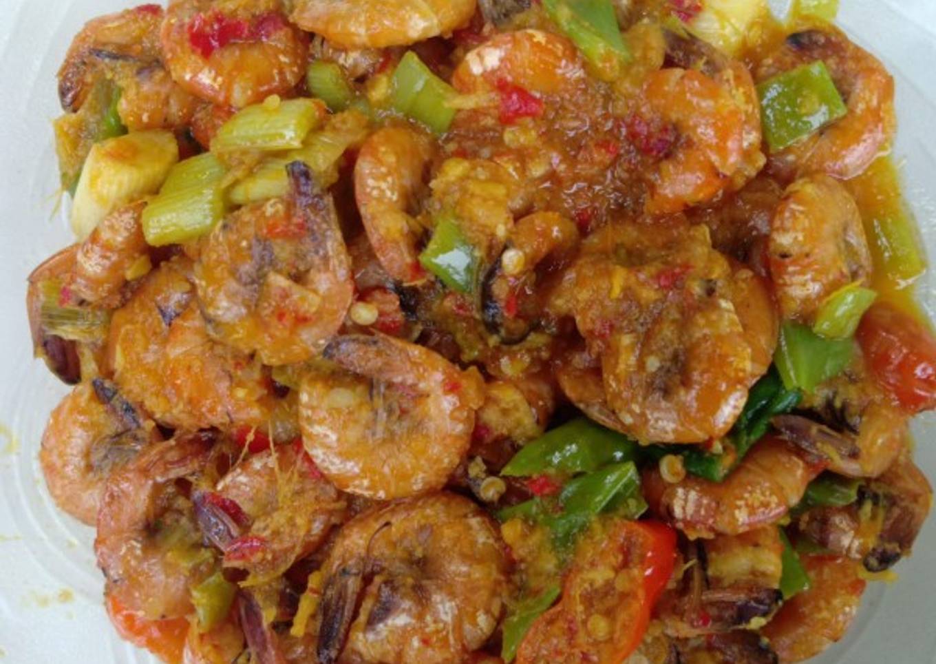 Udang bumbu padang
