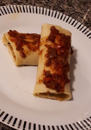 Una foto de Canelones de atún