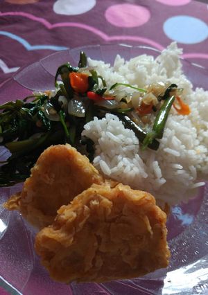 Foto resep Tumis Kangkung & Tempe Krispy
