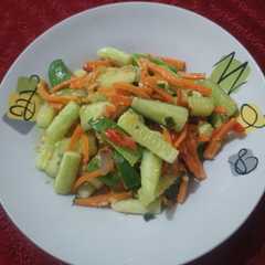 รูปของ Tumis Timun Wortel Ebi